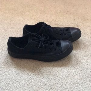 Black converse